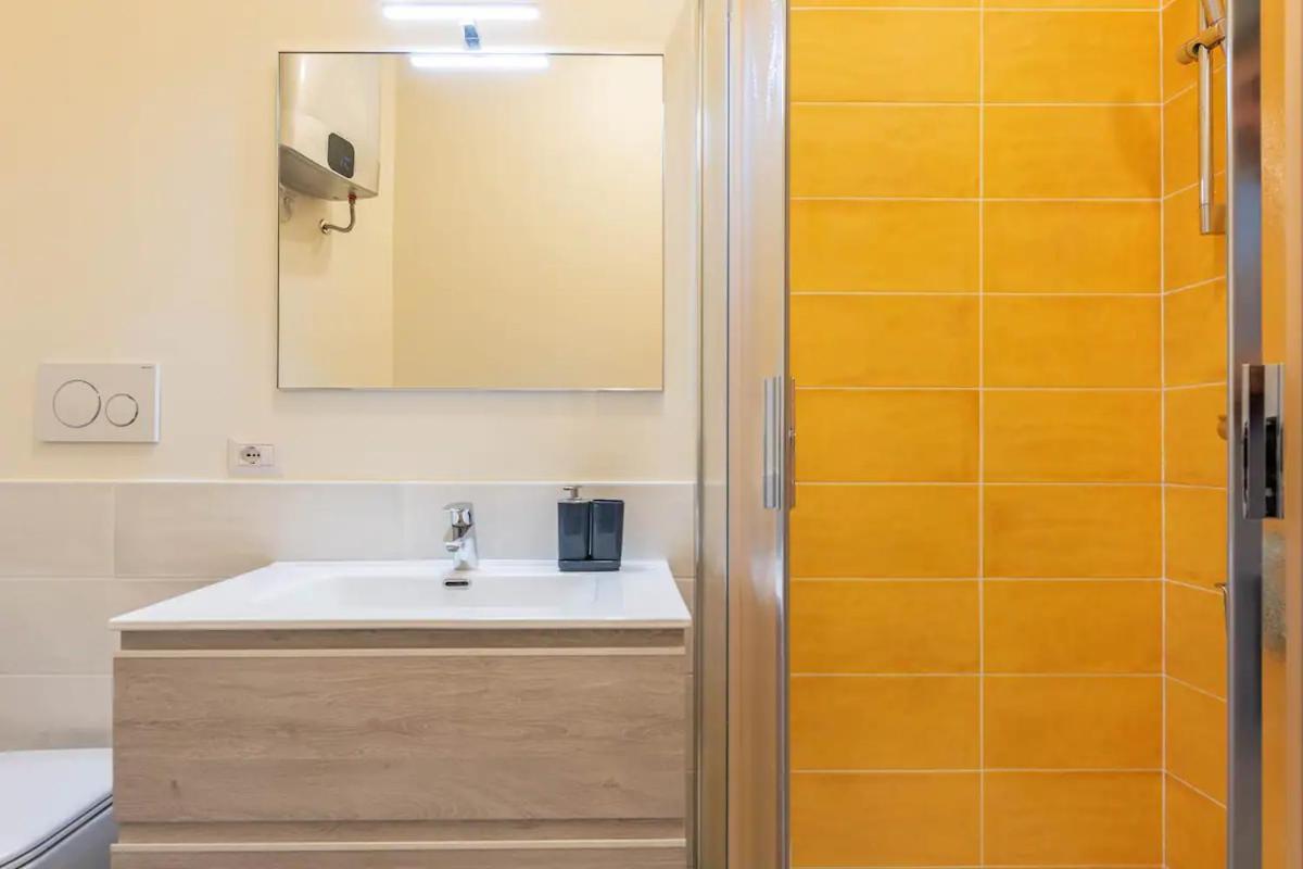 Apartment Marcantonio - Colosseum - Viale Manzoni 39 Up To 7 People, Viale Manzoni 41 Up To 5 People Rom